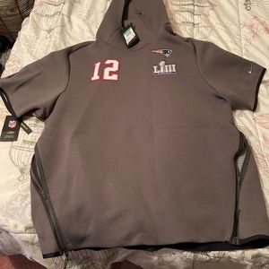 Patriots Tom Brady field media day jacket. XL